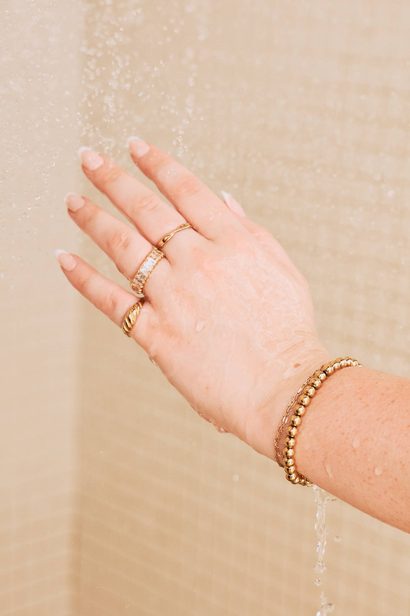 Nikki Smith Designs – Engroshandel Båndring – Guld Croissant Ring1