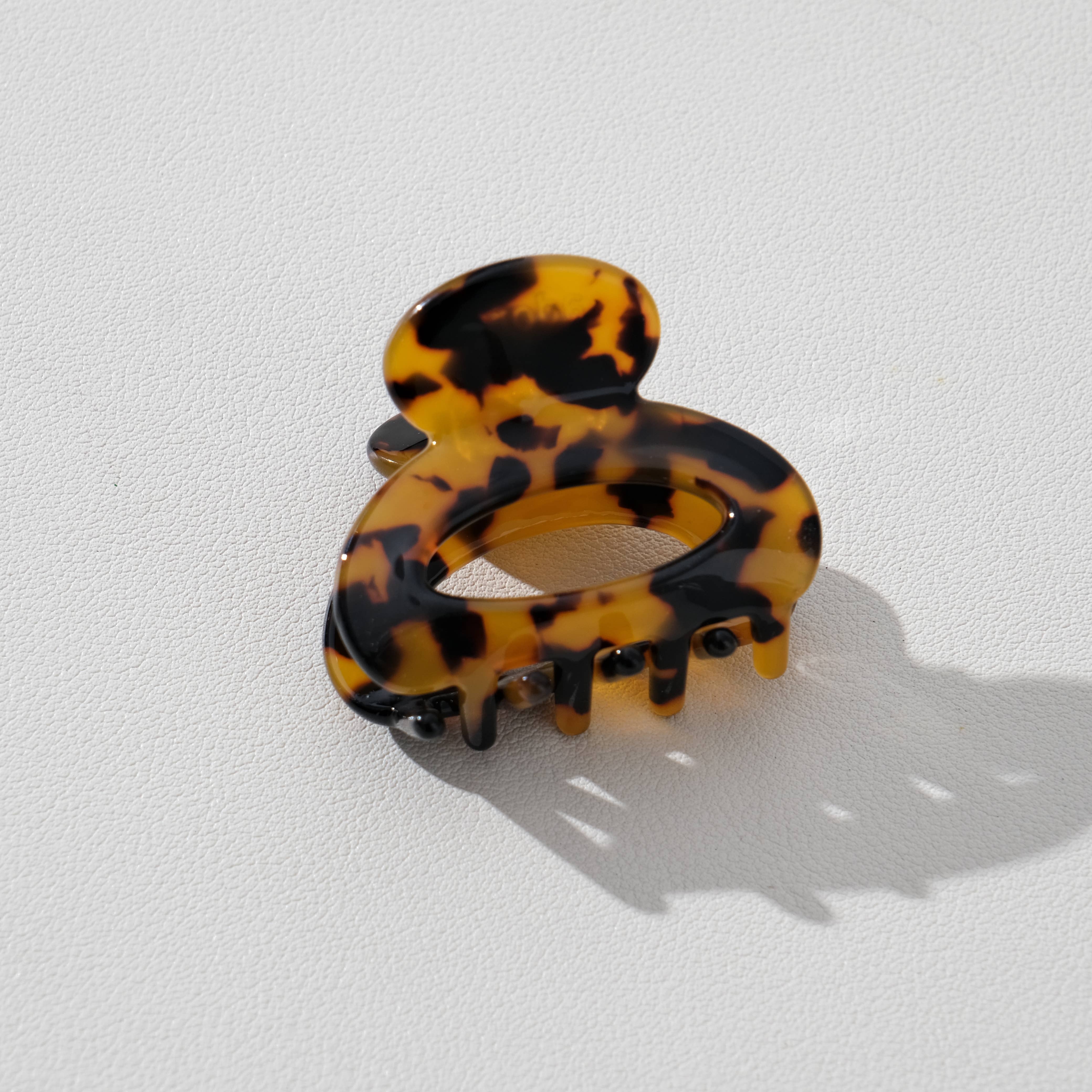 Adorro - Wholesale Hair Clip - Women's - Lucie Core | Mini Bubble Claw Clip1