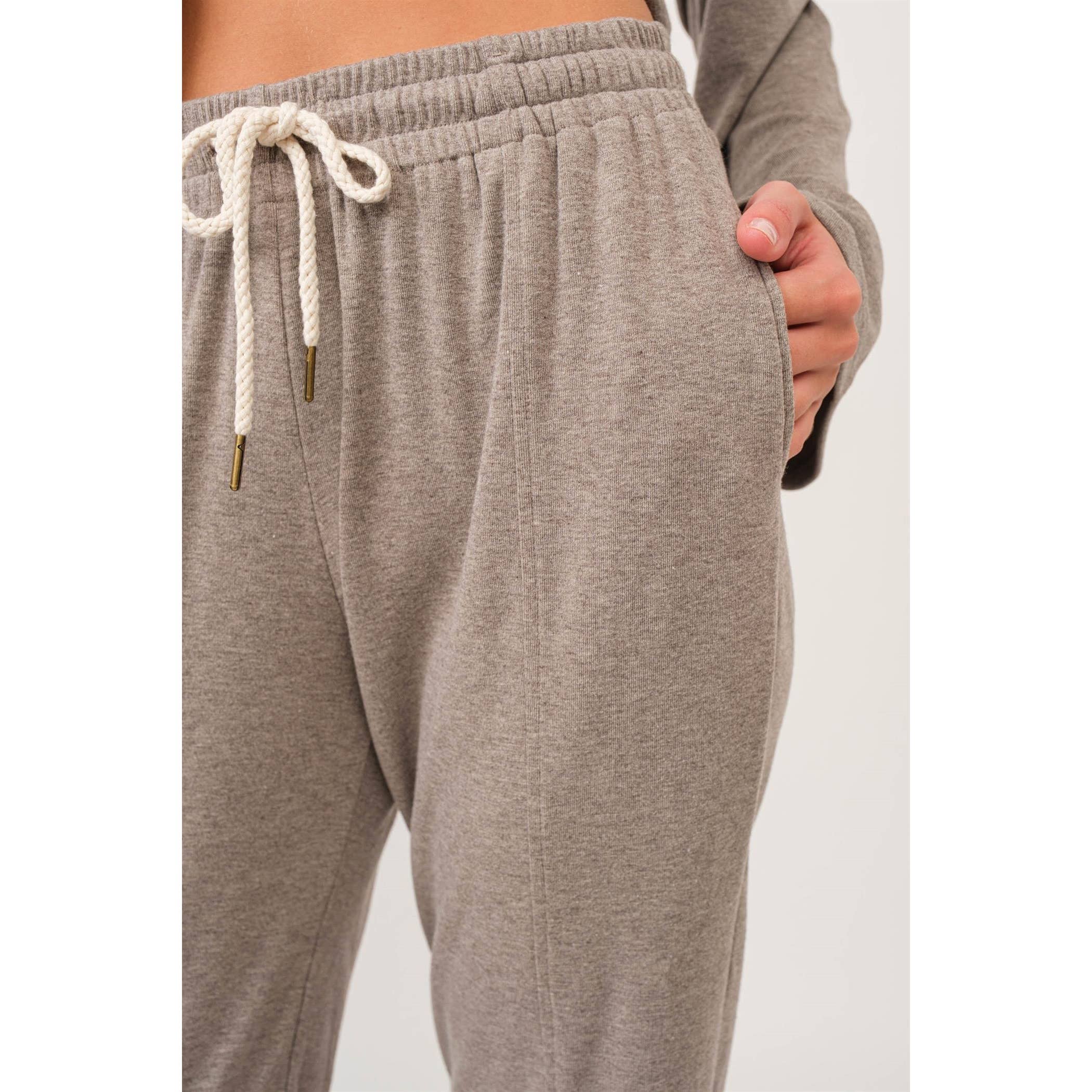 The GREii - Wholesale Lounge Set - Women's - Cozy Knit Loungewear Set10