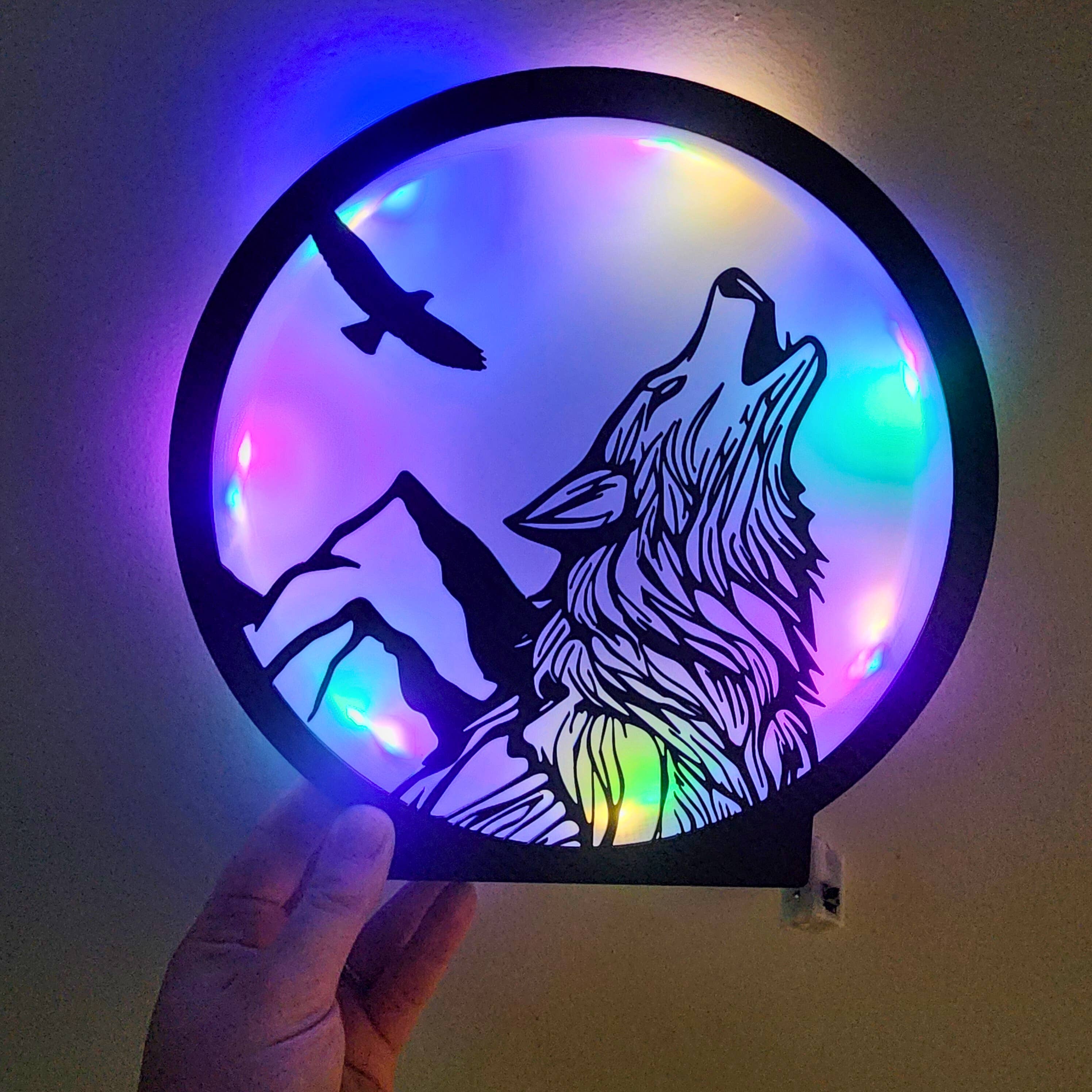 BoisMagique - Wholesale Wall Accent - Luminous Panel Howling Wolf at the Moon Fantastic Atmosphere2