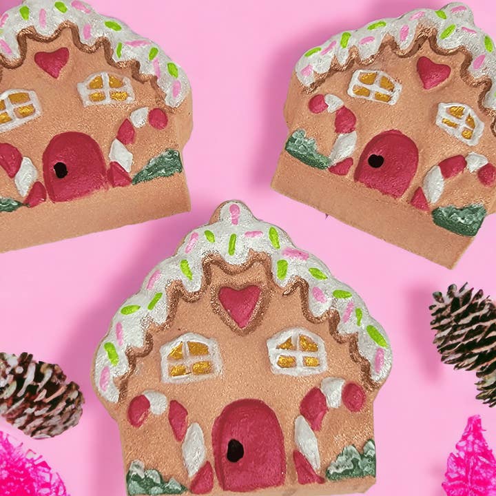 Gingerbread Hideaway Bath Bomb for wholesale by Indulgence Bath Bakery