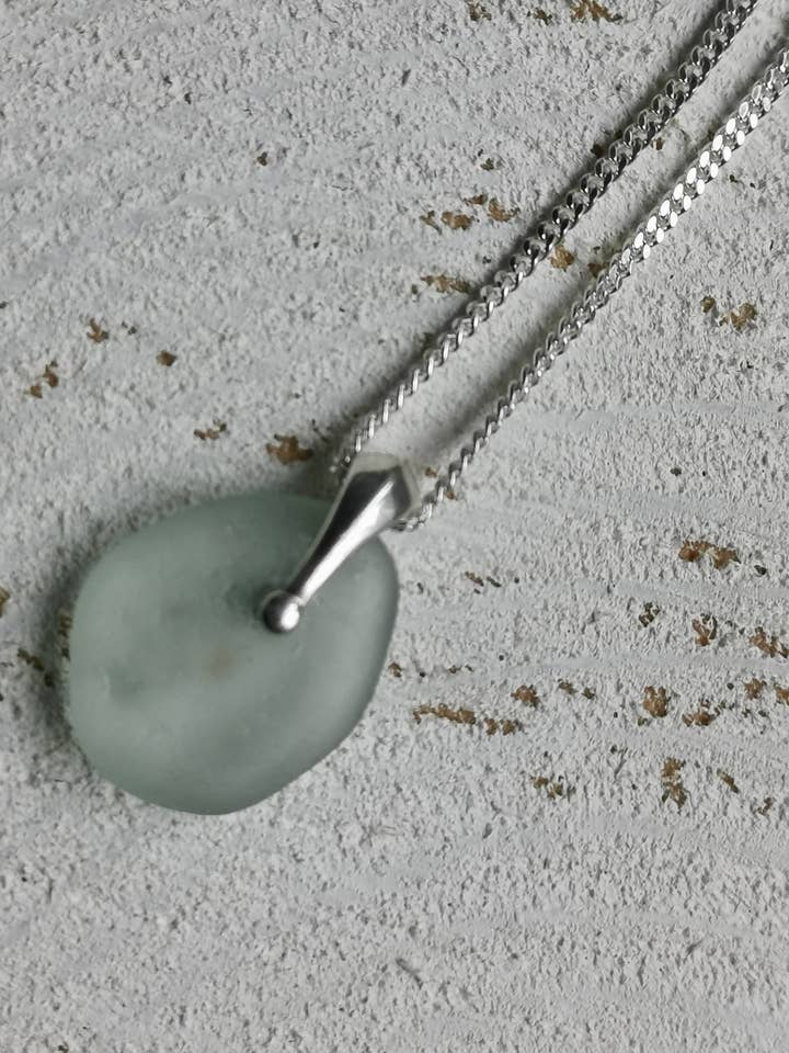 Collar de plata de vidrio marino, colgante de vidrio de mar, vidrio de mar para venta al por mayor de Blue Marble Jewellery