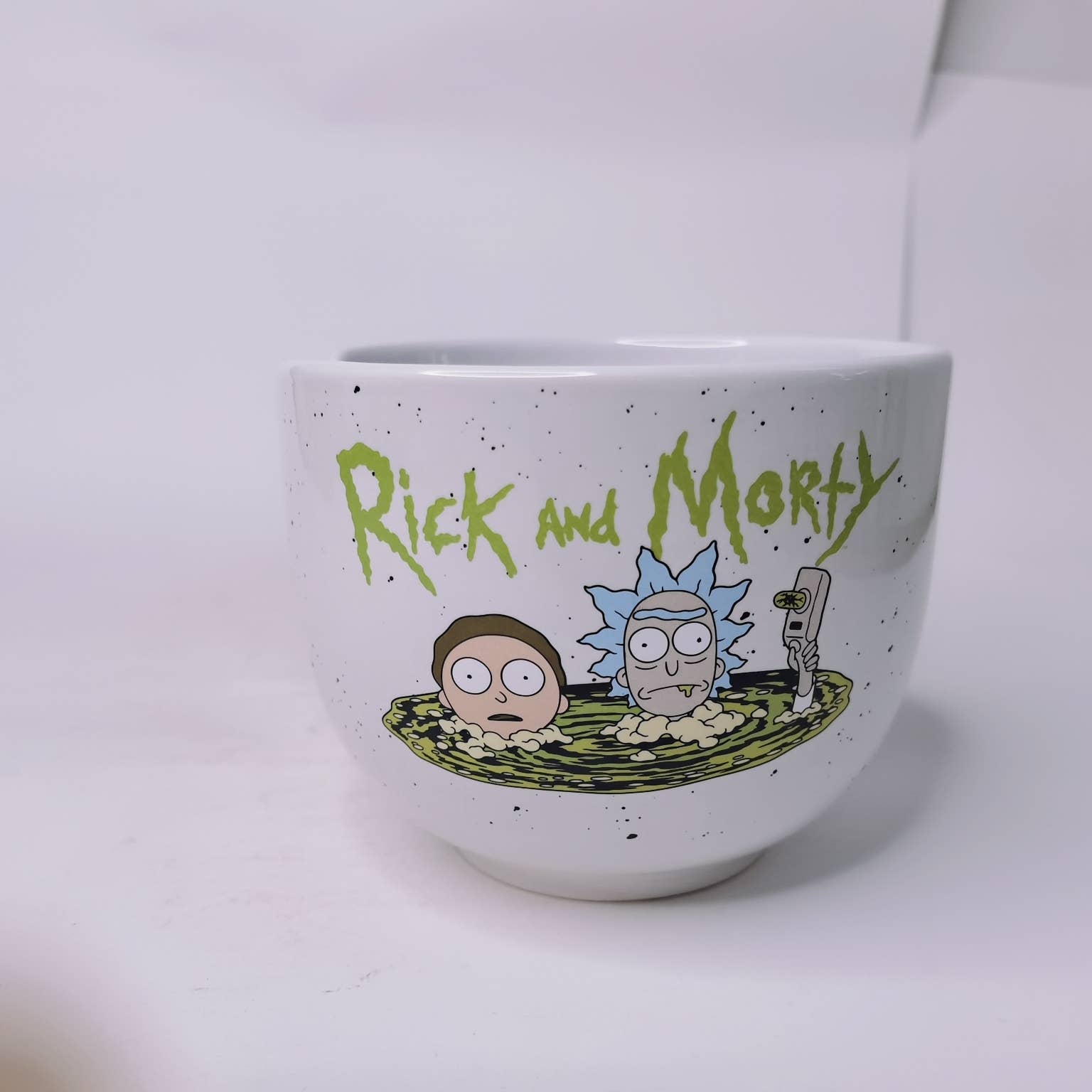 Silver Buffalo - Wholesale Bowl - 16pc Ramen Bowl w/ Chopsticks Assortment (8 each)2