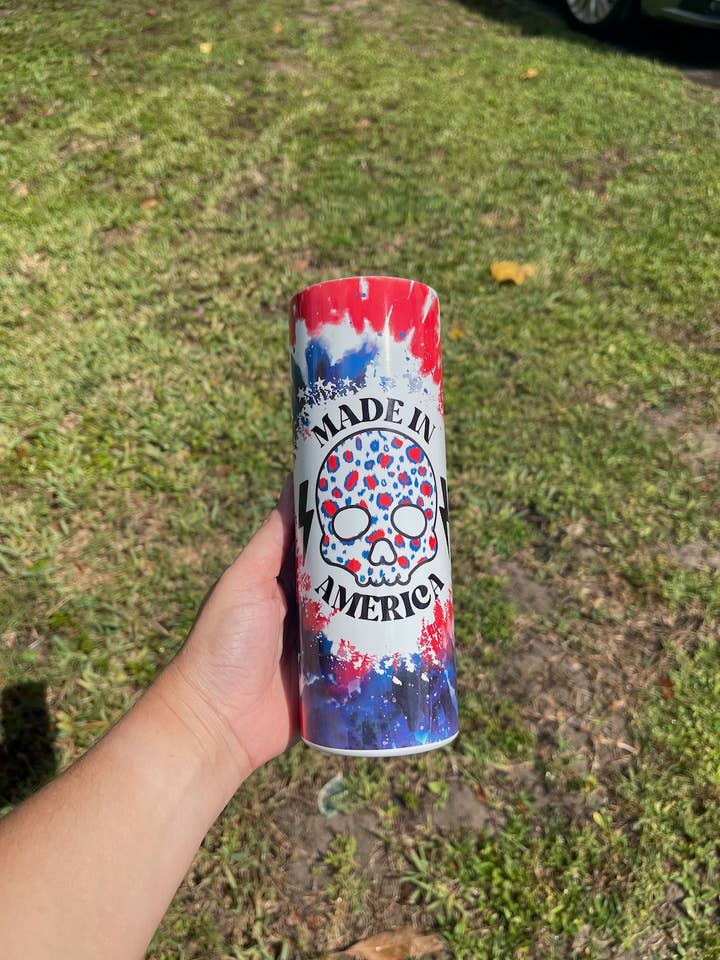 Fabbricato in America. per la vendita all'ingrosso da parte di Kerri's Custom Creations