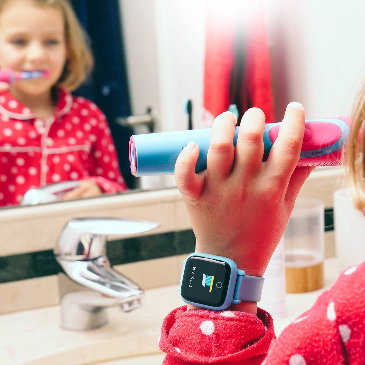 Octopus (by JOY Familytech) – Engroshandel Armbåndsur - Børn – Octopus Watch v2 + følgesvend (ladestation/natlampe)10