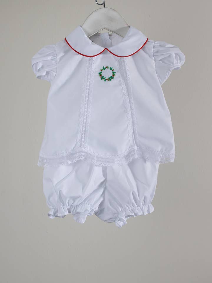 Ensemble de rubis en forme de couronne de Noël pour la vente par Baby Blessings Clothing