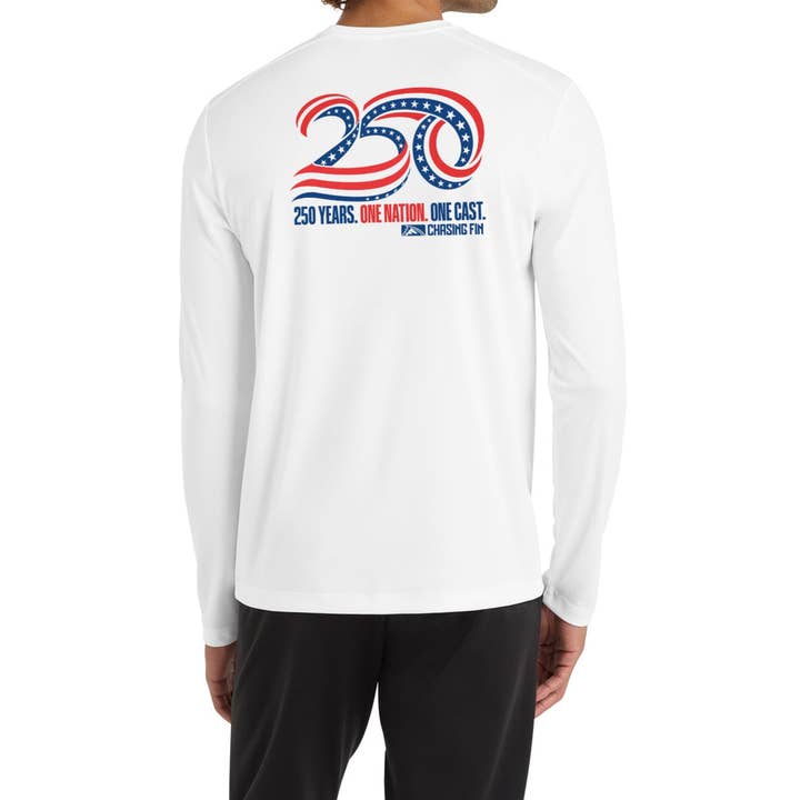 250e anniversaire One Nation Édition Limitée T-shirt de Performance - Chasing Fin America's pour la vente par Chasing Fin