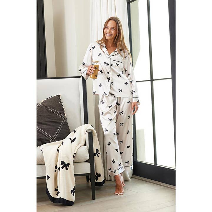 Bella Sleep + Spa - Wholesale Sleepwear Set - Women's - Long Sleeve PJ Set - Ivory/Black Bow