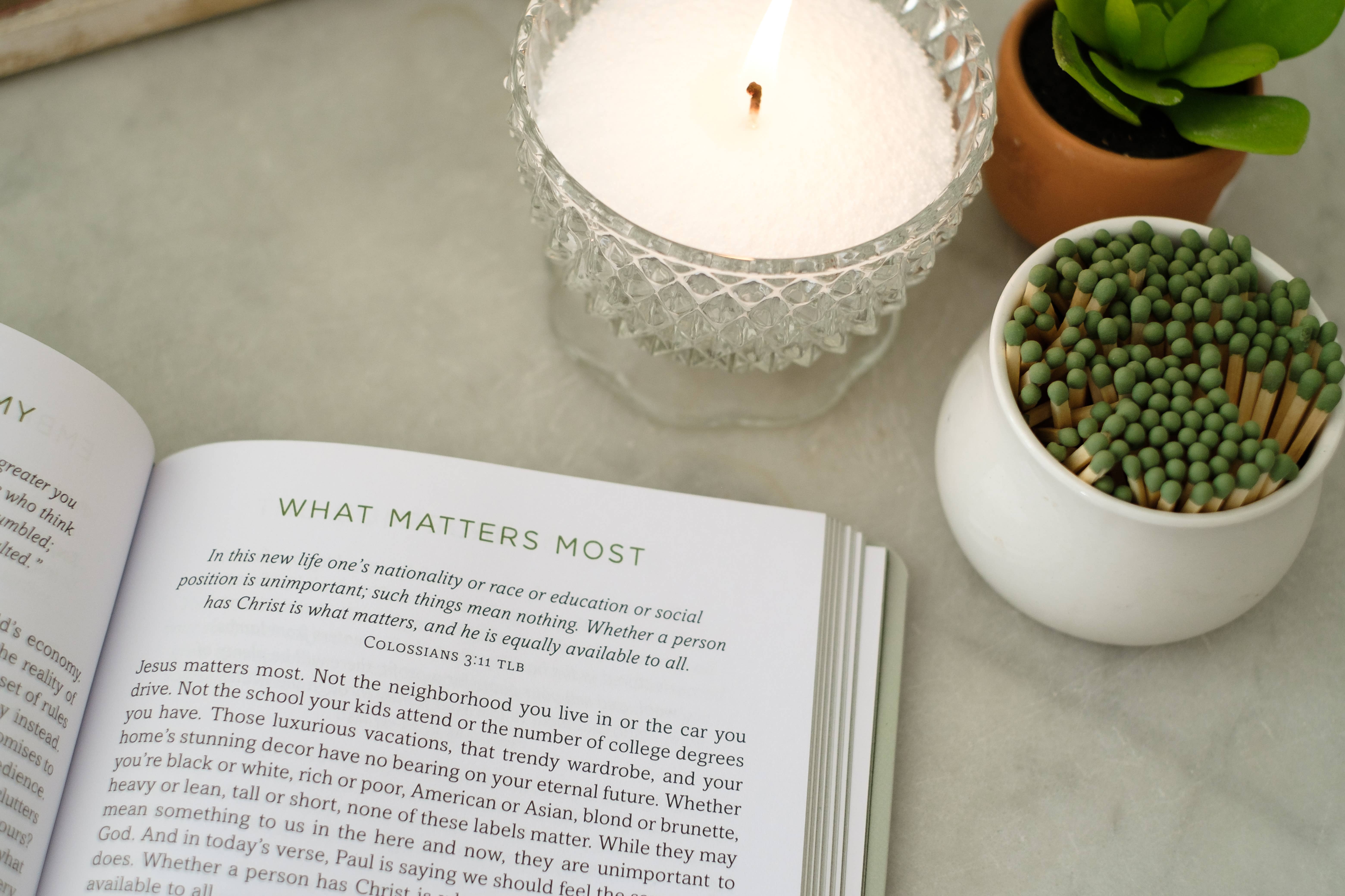 Barbour Publishing, Inc. - Wholesale Religion - The Declutter Devotional5