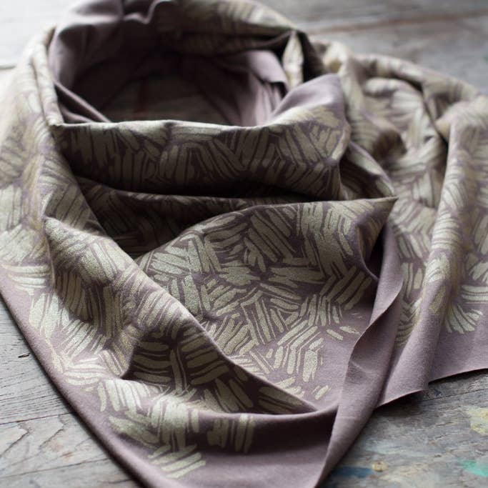 Morris & Essex - Wholesale Scarf - Women's - Gold Brushstrokes Pattern Scarf1