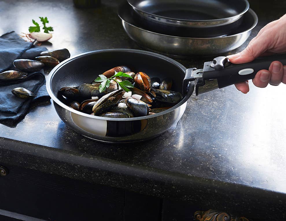 Cuivres de France-Baumalu - Wholesale Pan - Set of 3 Pans 20/24/28cm Comet Stainless Steel Removable Handle1