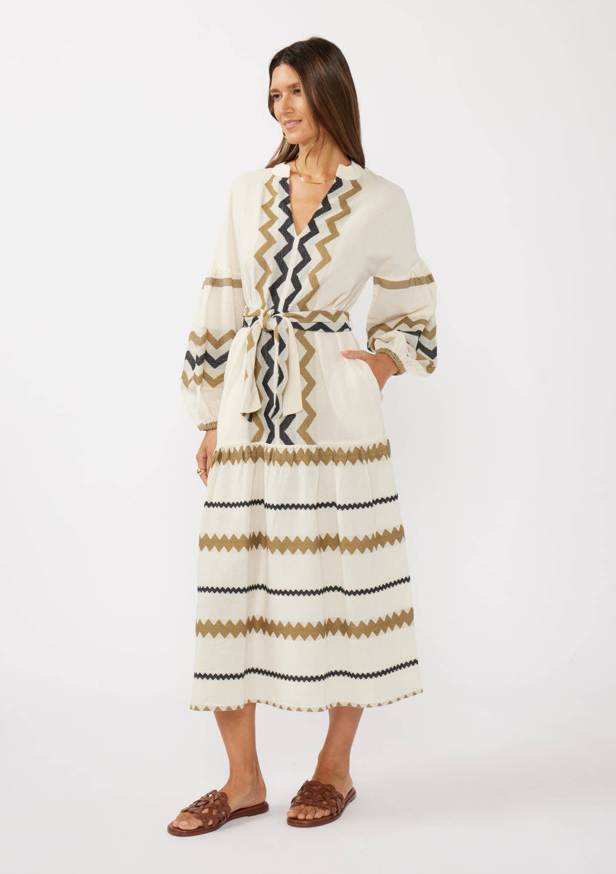 Naturel/Kaki Robe maxi à manches blouson à étages avec ceinture à la taille en vente sur Faire1