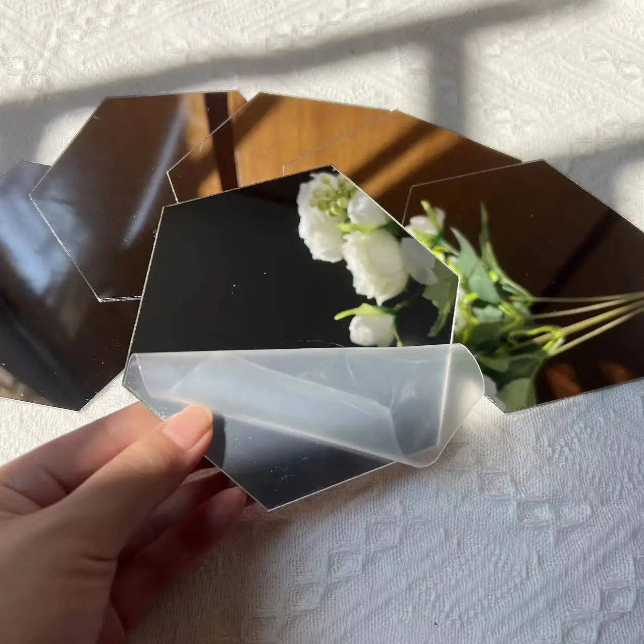 BRECK + FOX - Wholesale Wall Mirror - Hexagon Mirror Wall Sticker 12-Piece Set5