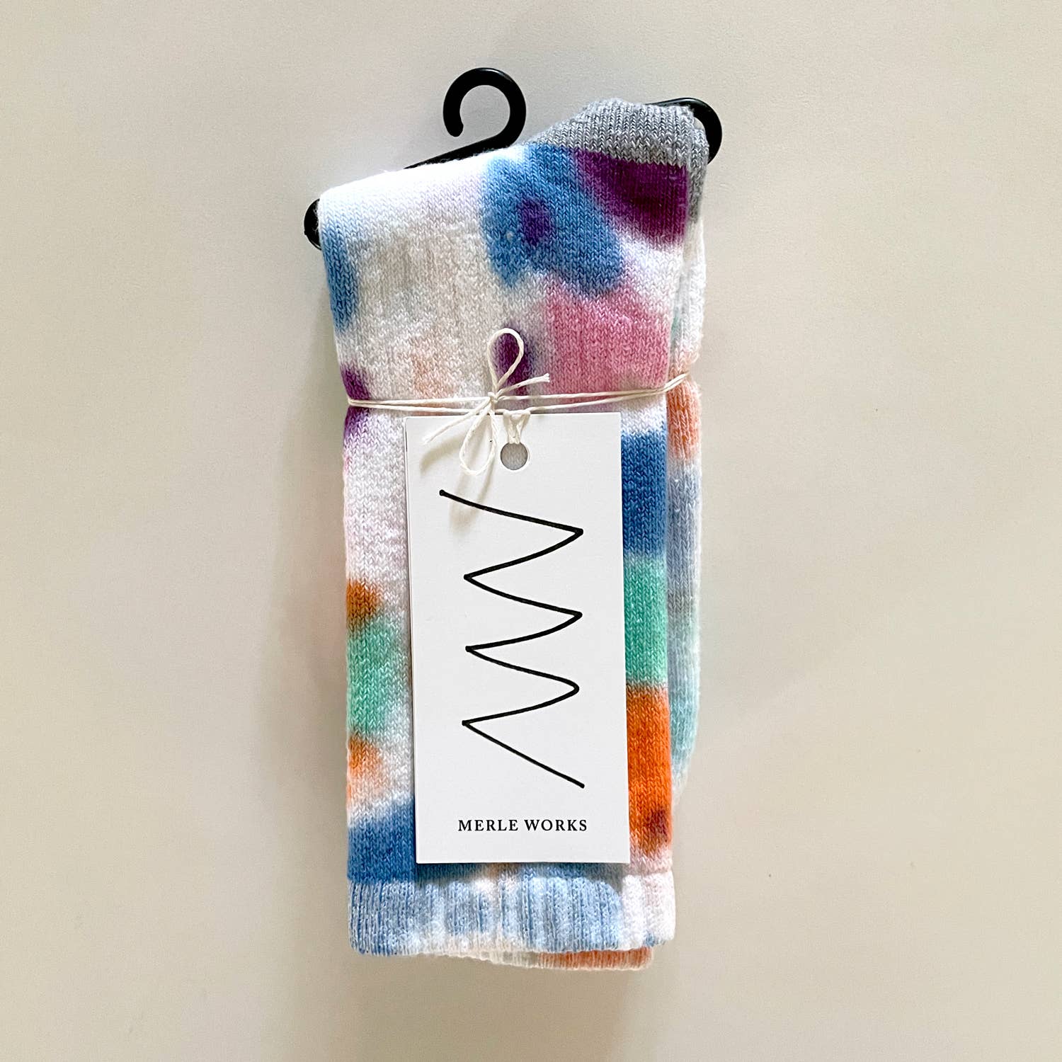 Merle Works – wholesale Clothes hangers – Sock Hangers for Display2