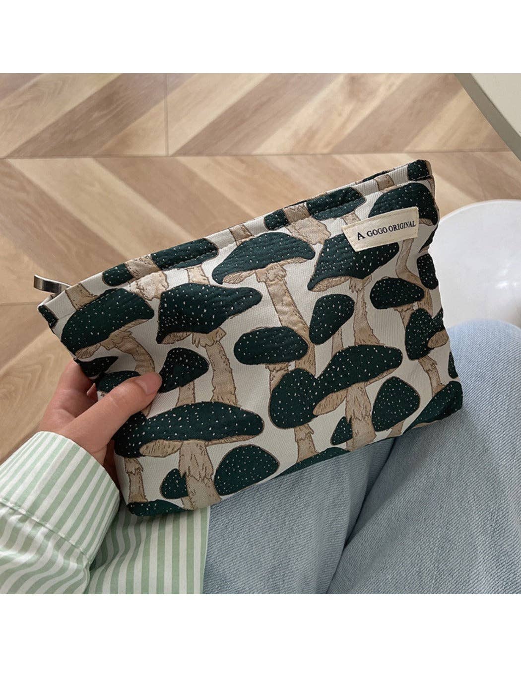 Funkyrel® Atzbranding Limited – wholesale Make-up/cosmetic bag – Cosbai – Canvas Mushroom Travel Makeup Bag8