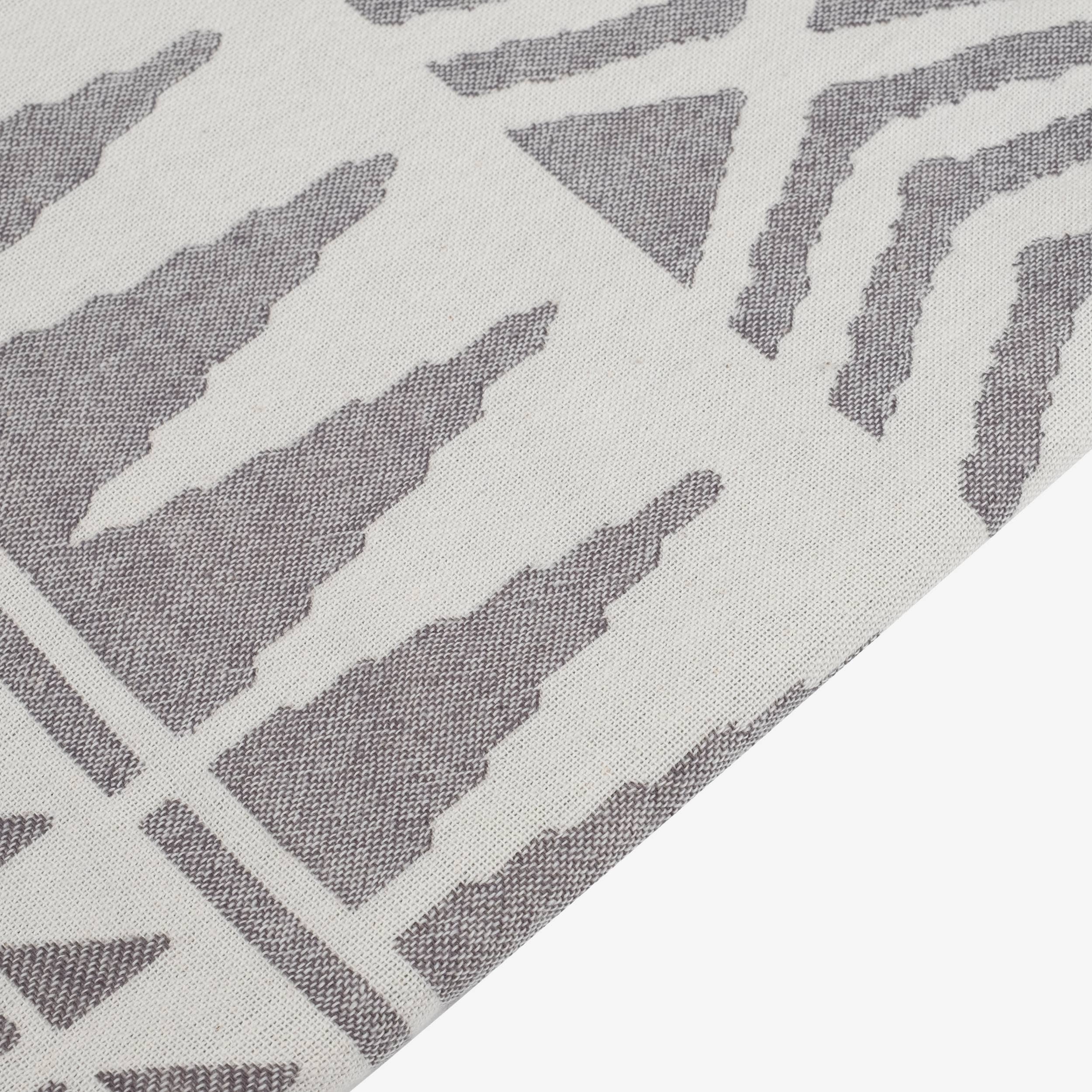 URBAN PERA LLC - Wholesale Beach Towel - Demeter Turkish Beach & Pool Towel | Grey | Urban Pera3