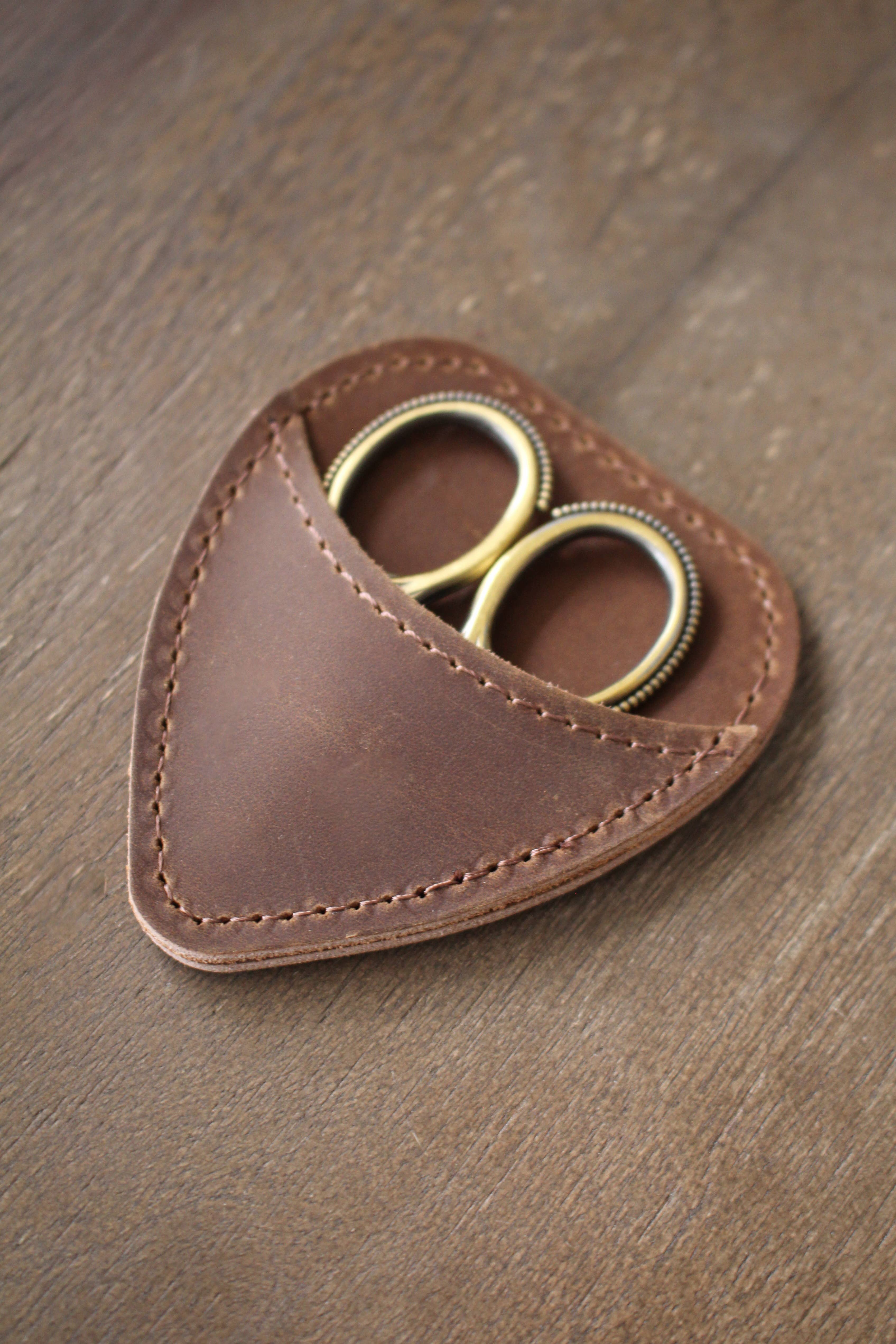 NNK Press - Vente Ciseaux et cisailles - Mini porte-ciseaux (lot de 5)1