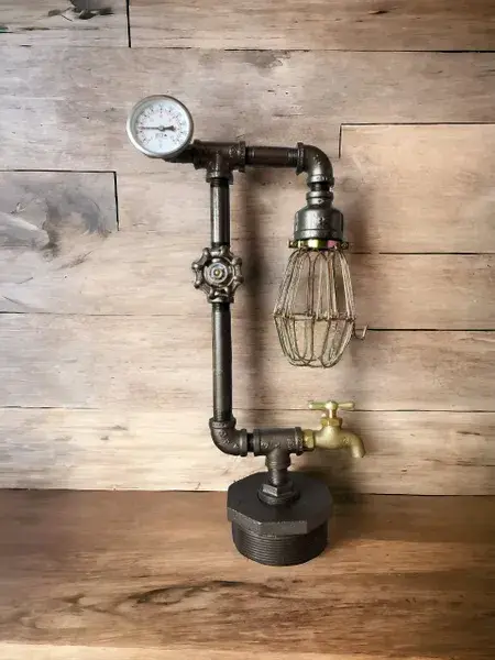Mr. Willies Lighting - Wholesale Accent/Desk Lamp - Industrial Retro Lamp on Bushing Base with Valve On/Off1