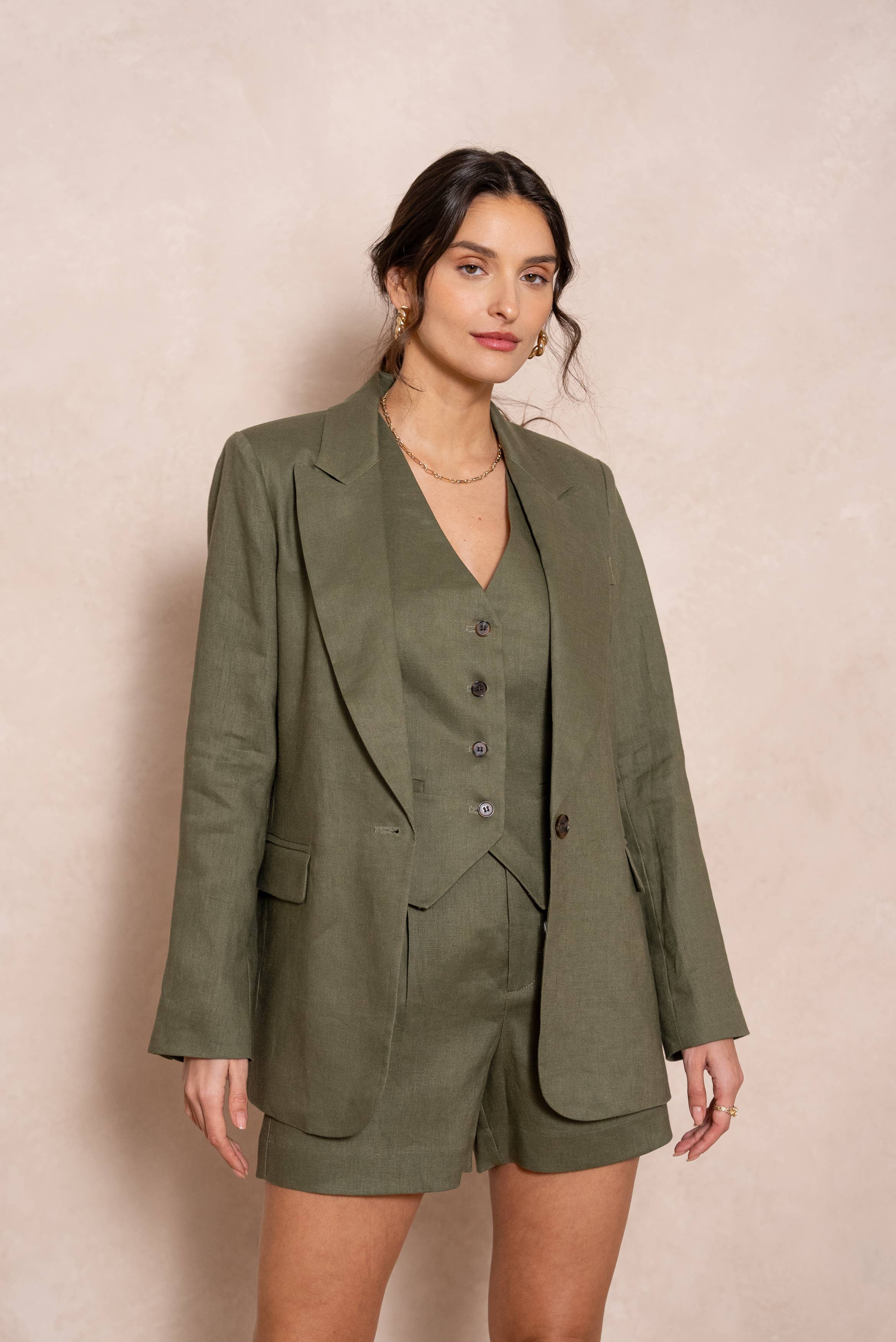 Attentif Paris - Venta al por mayor Blazer - Mujer - [De lino] Chaqueta blazer de corte recto en lino de calidad superior35