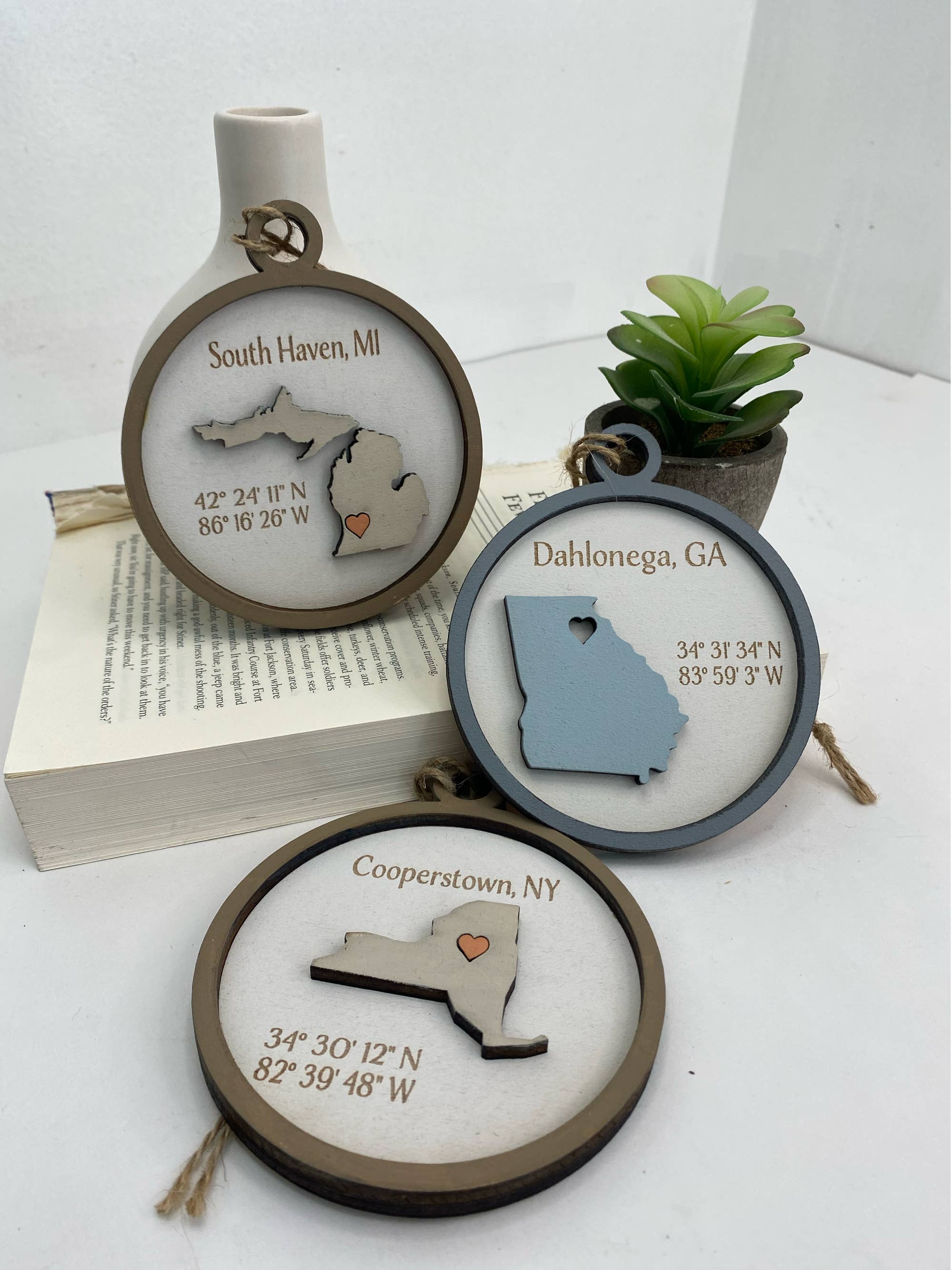 Pine Designs - Wholesale Ornament - Ornament - "Any" City/State Wood Ornament or Gift Tag3