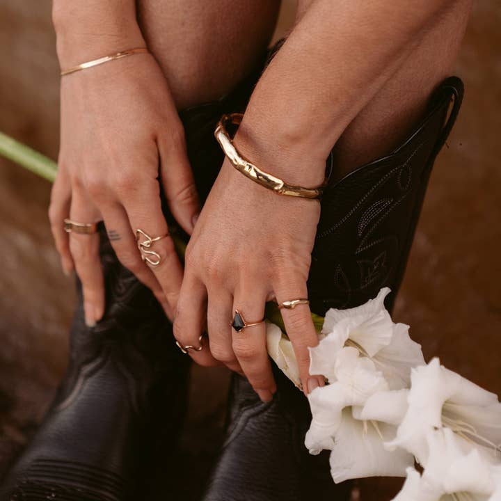 Dea Dia - Wholesale Bangle Bracelet - Drip Bangle1