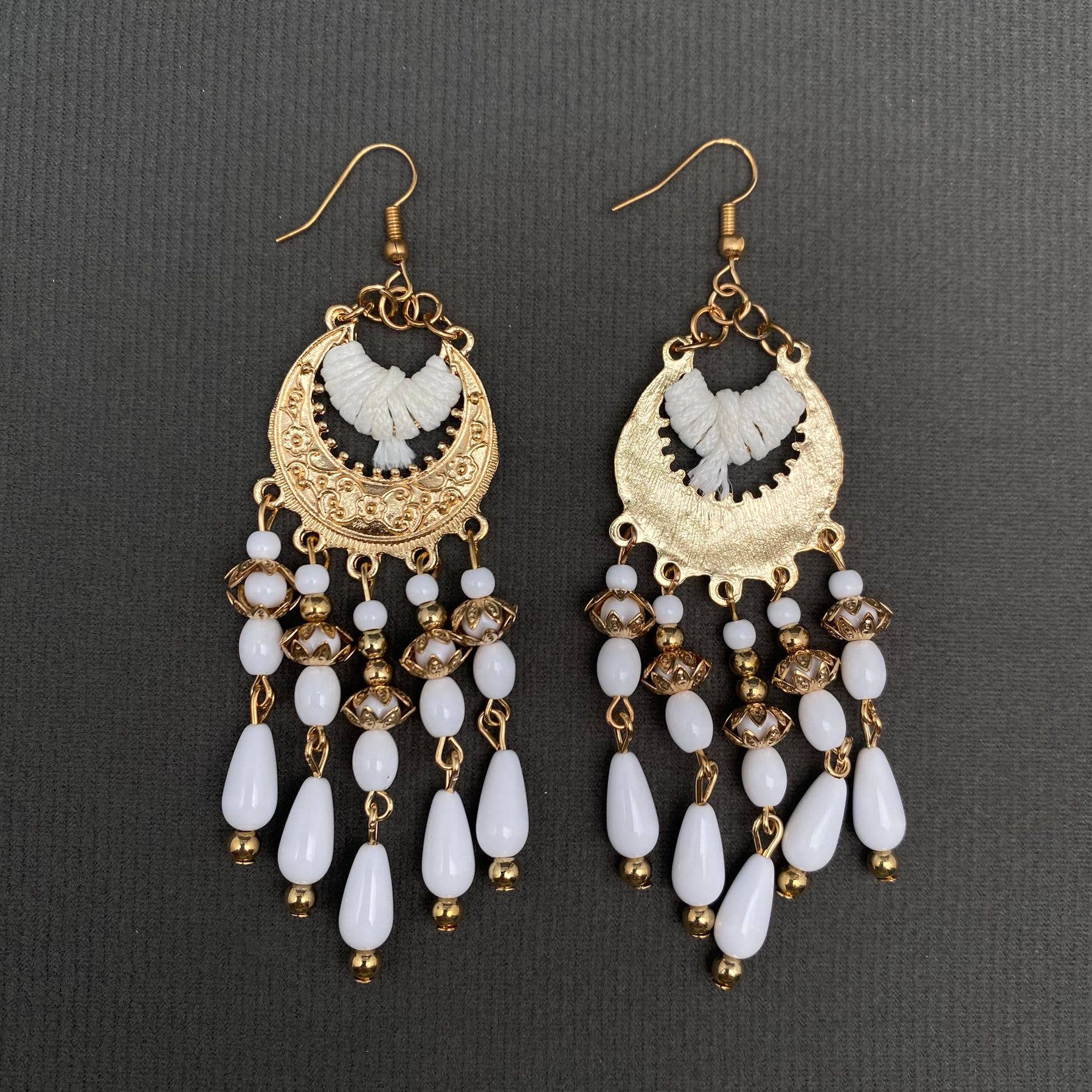 Mio Queena - Vente Boucles d'oreilles pendantes - Boucles d'oreilles pendantes à pampilles blanches de styles variés22