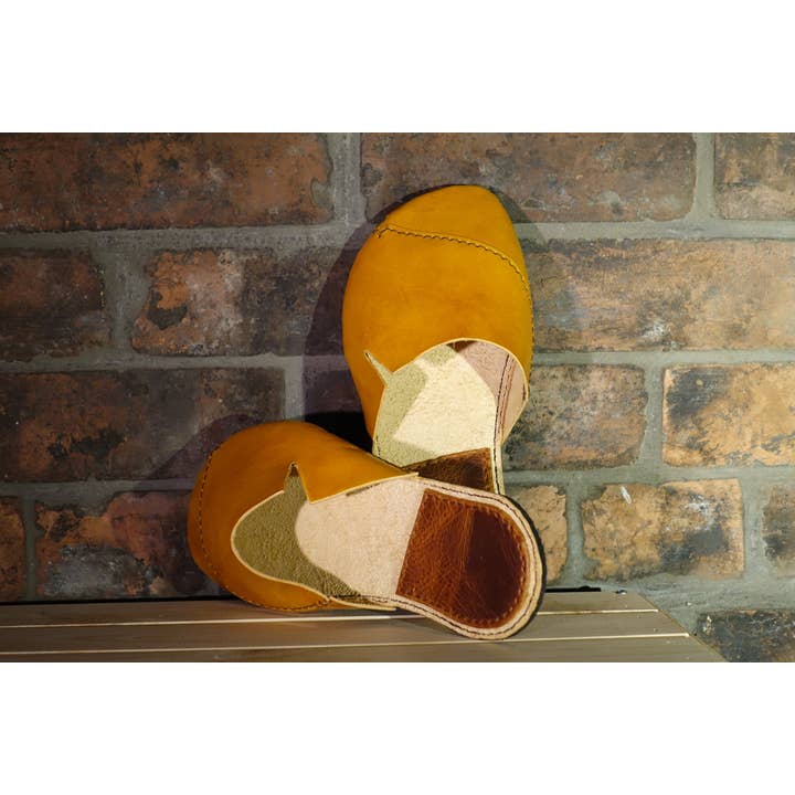 By The Mountain - Portuguese Handmade Footwear - Wholesale Slippers - Women's - Leather Slippers - Top Quality Leather - Handmade -Rubber Soles2