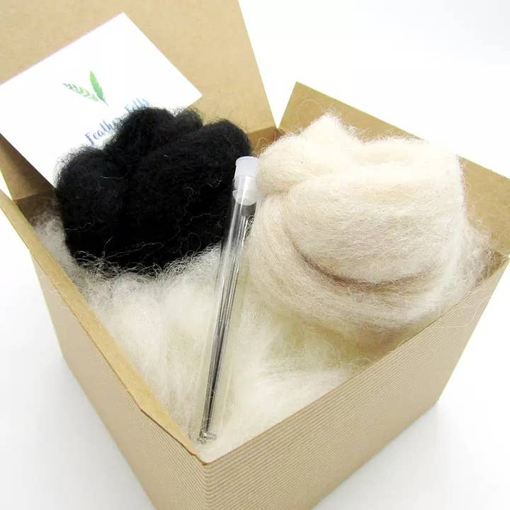 Feather Felts - Wholesale Craft Sewing Kit - Saddleback Pig - Needle Felting Kit5