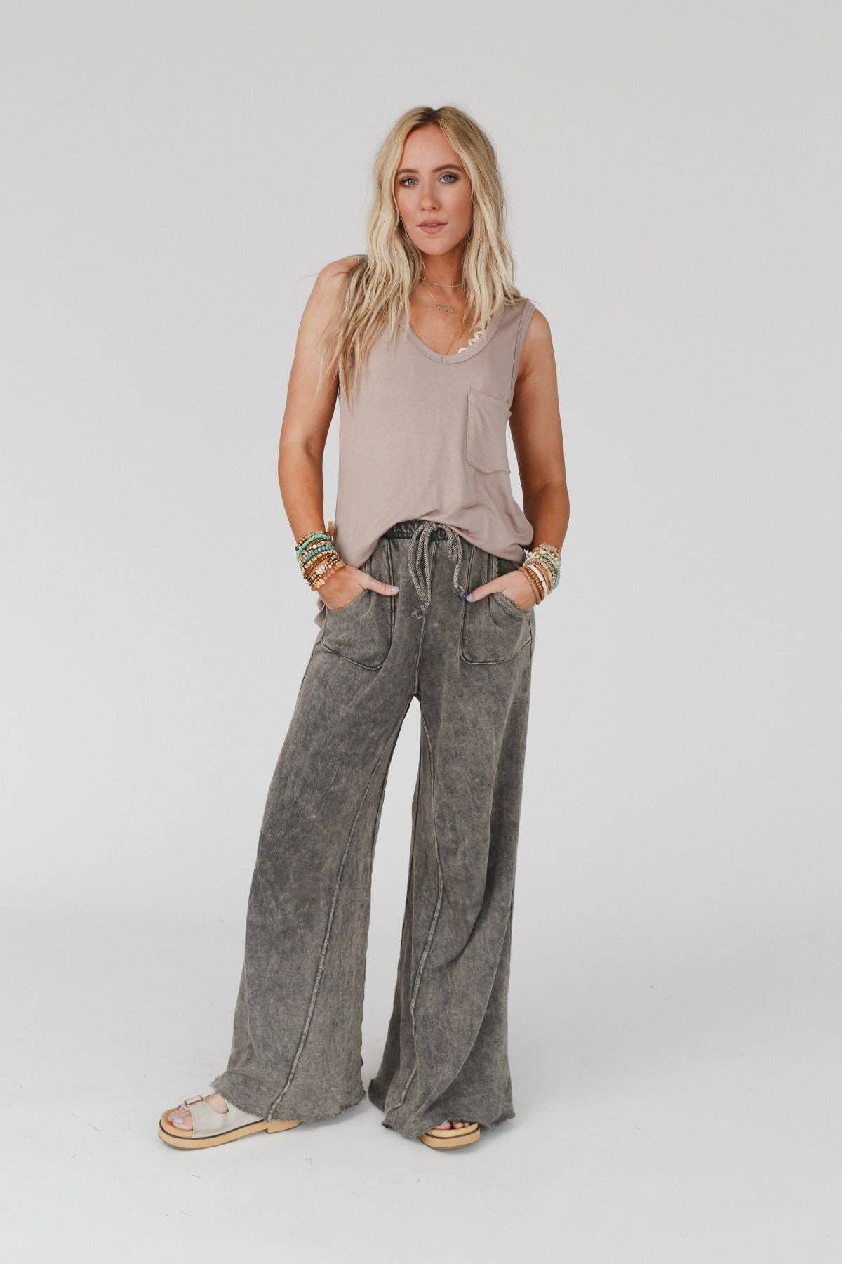 Three Bird Nest - Vente Débardeur – femme - Débardeur Shelli à encolure dégagée - Dark Moka5