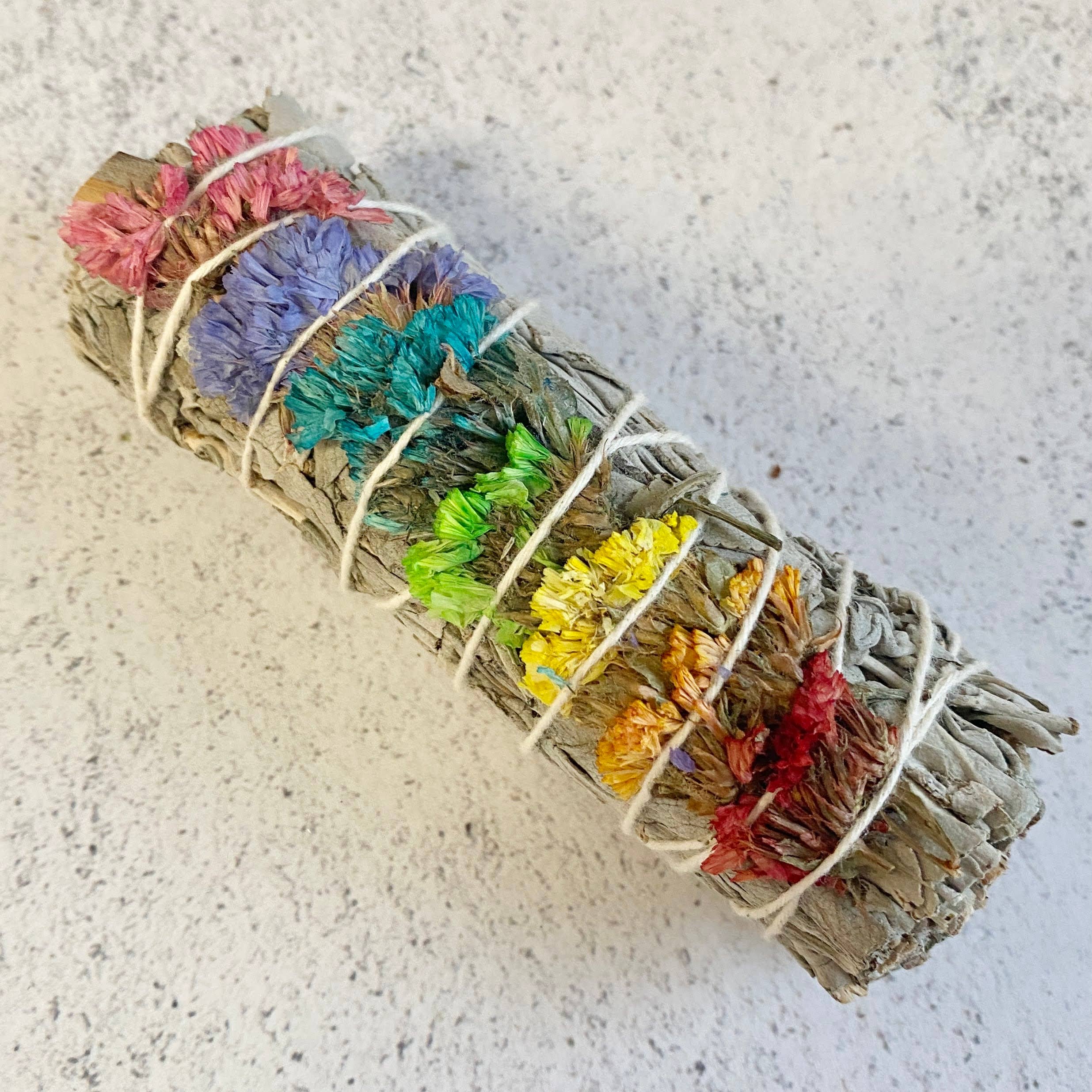 Oakwind Hollow - Wholesale Smudge Stick - Rainbow Chakra Sinuata Statice Floral Smudge Stick1