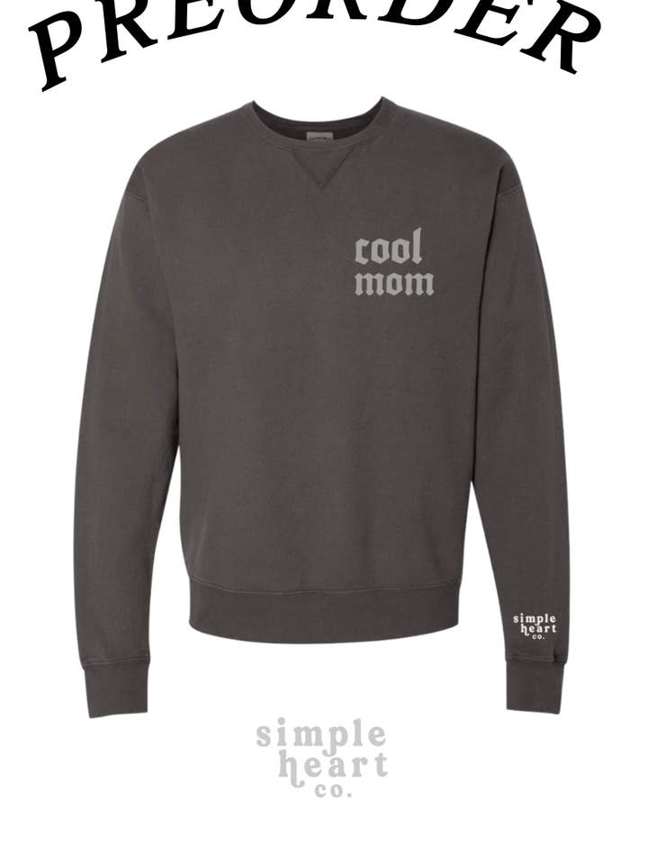 Cool Mom Tröja för wholesale av Simple Heart Co