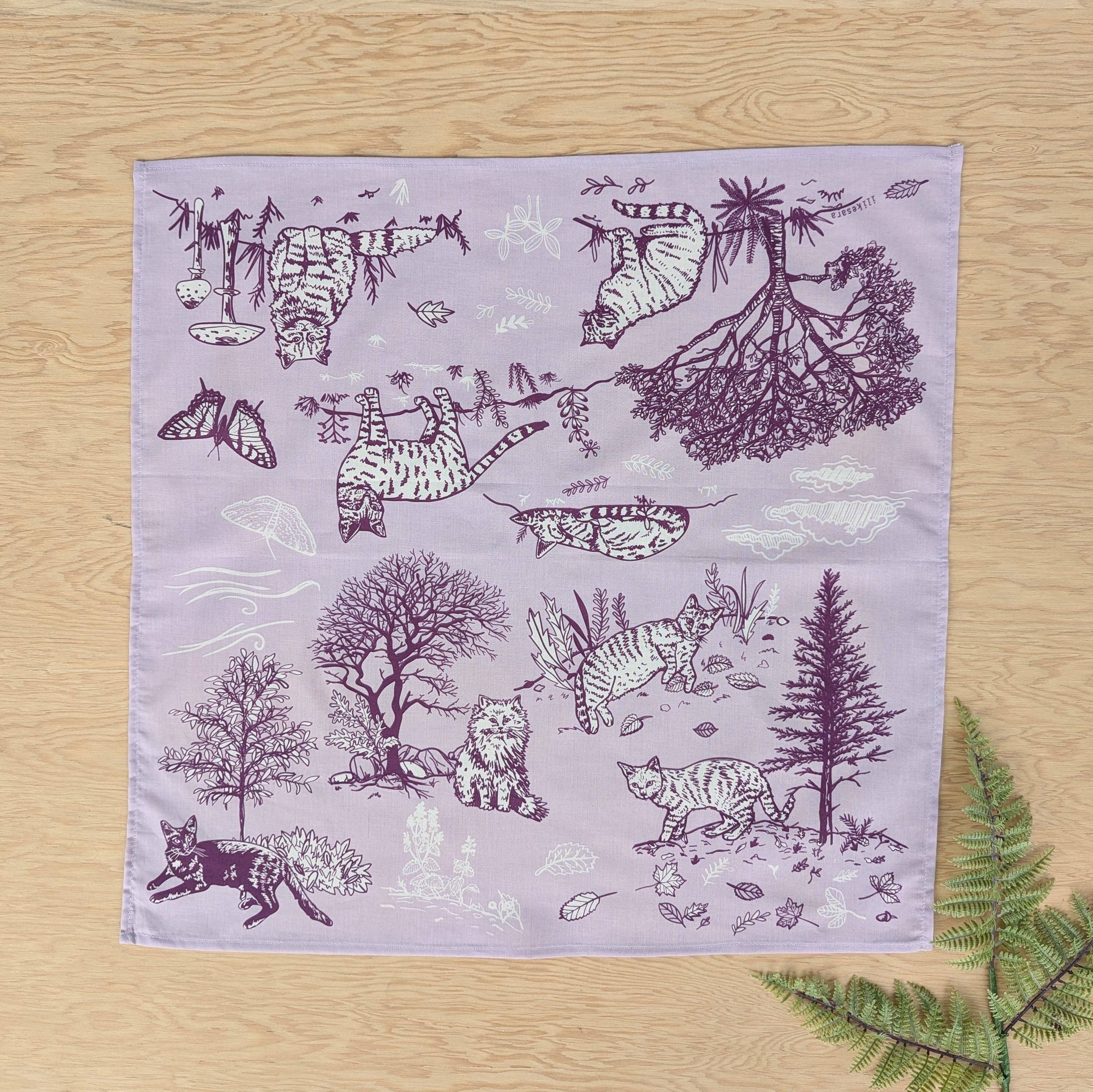 ilikesara | art + goods – Engroshandel Bandana - Unisex – bandana | udenfor katte - lys lilla kat natur skov tørklæde4