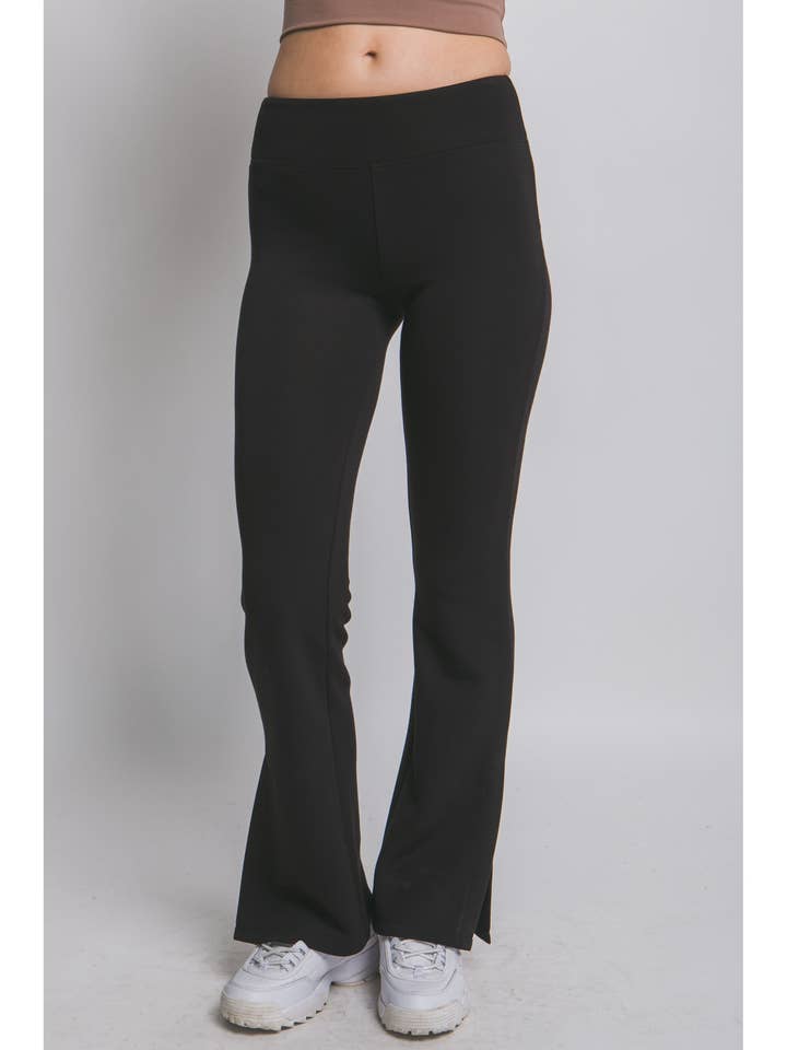 Sæt med lynlås og flared bukser med mock-hals for engroshandel hos ITSSY