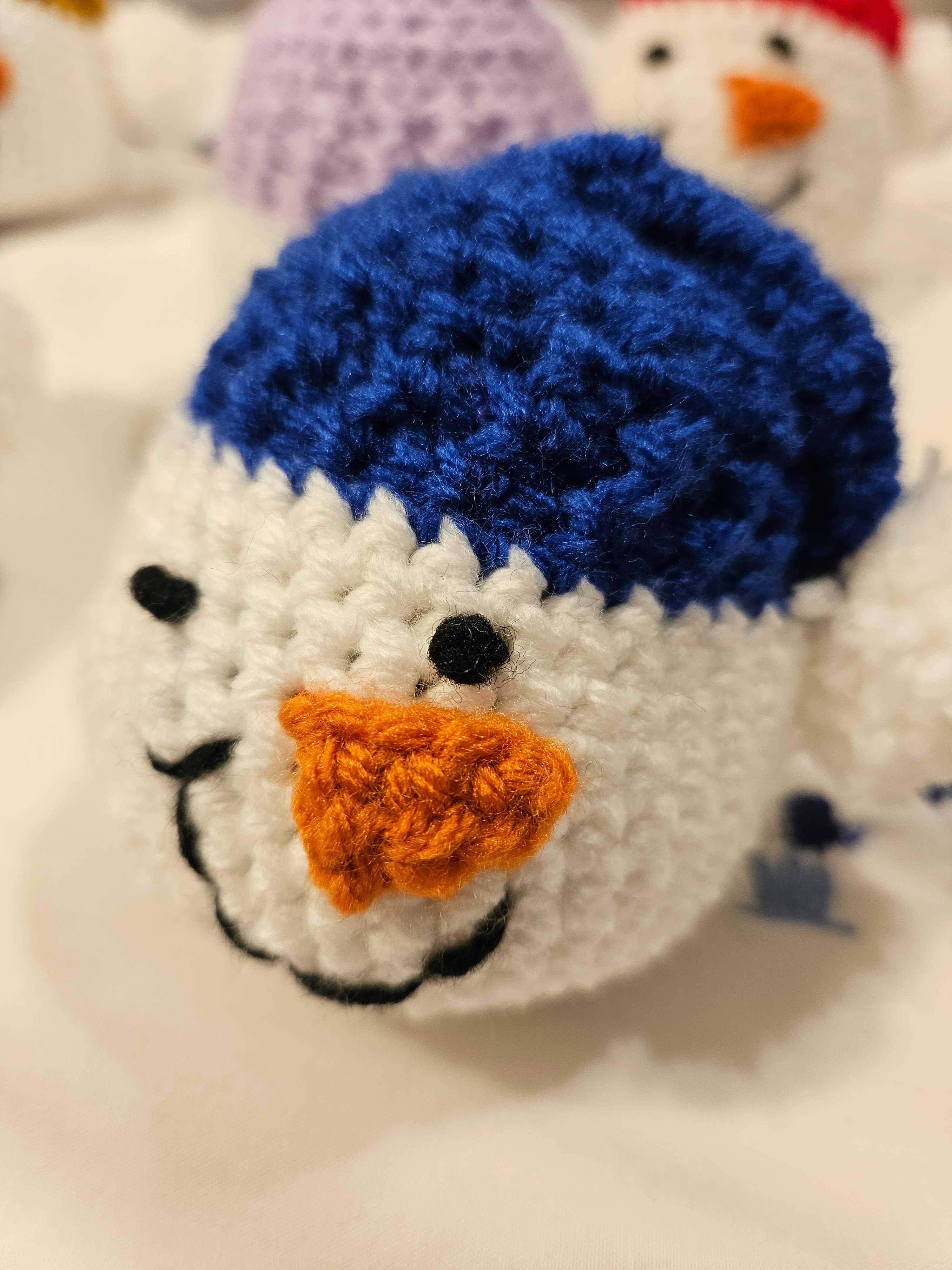 Roots Spice – Großhandel Weihnachtsschmuck – Handgefertigter Schneemann (6er-Pack) — Hergestellt in den USA3