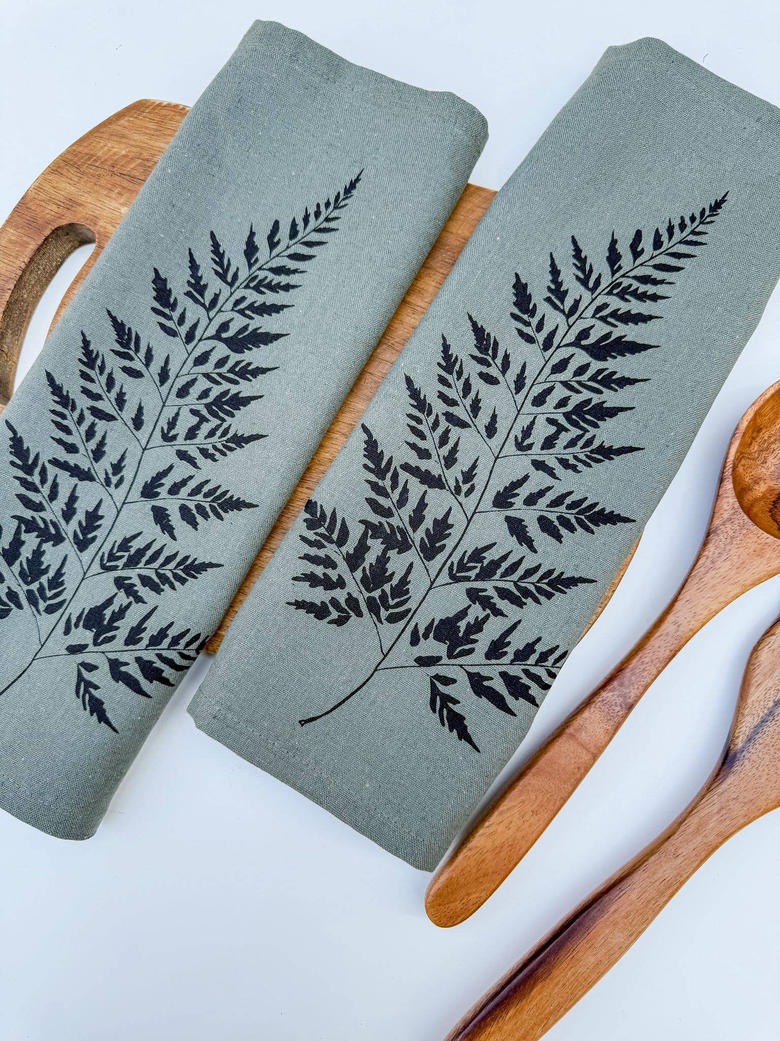 Your Green Kitchen - Wholesale Dinner & Cloth Napkin - Reusable Napkins/Leafy Fern Green Smoke/Linen Blend0