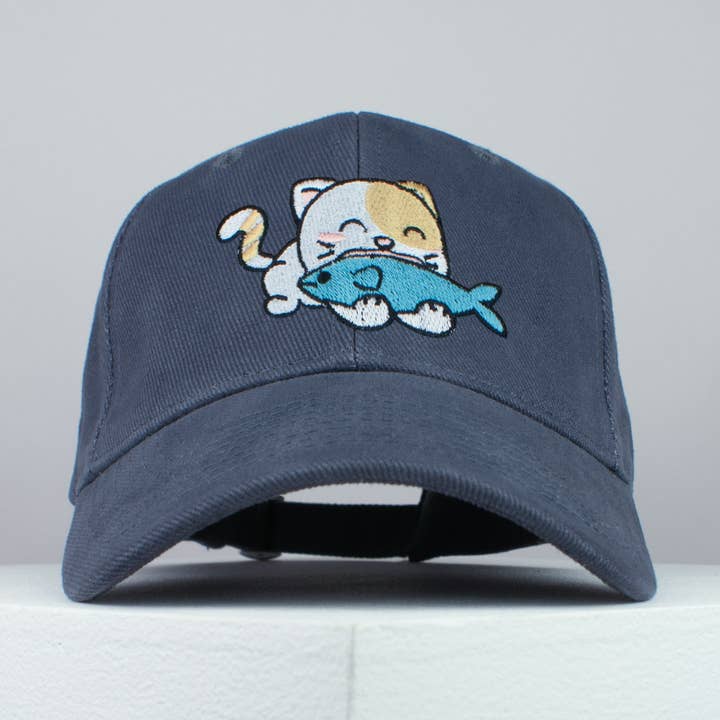 Cute Eating Kitty Baseball Cap - Collezione Cute per la vendita all'ingrosso da parte di Hatty Hats Embroidery
