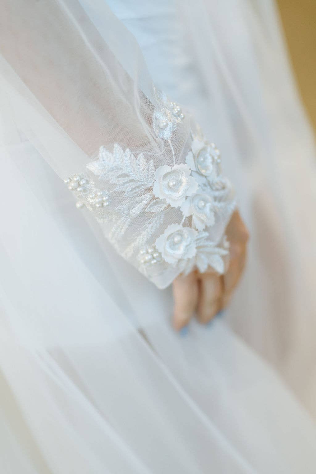 Petite Mariee Boutique - Wholesale Robe - Women's - Leighton Lace Bridal Robe3