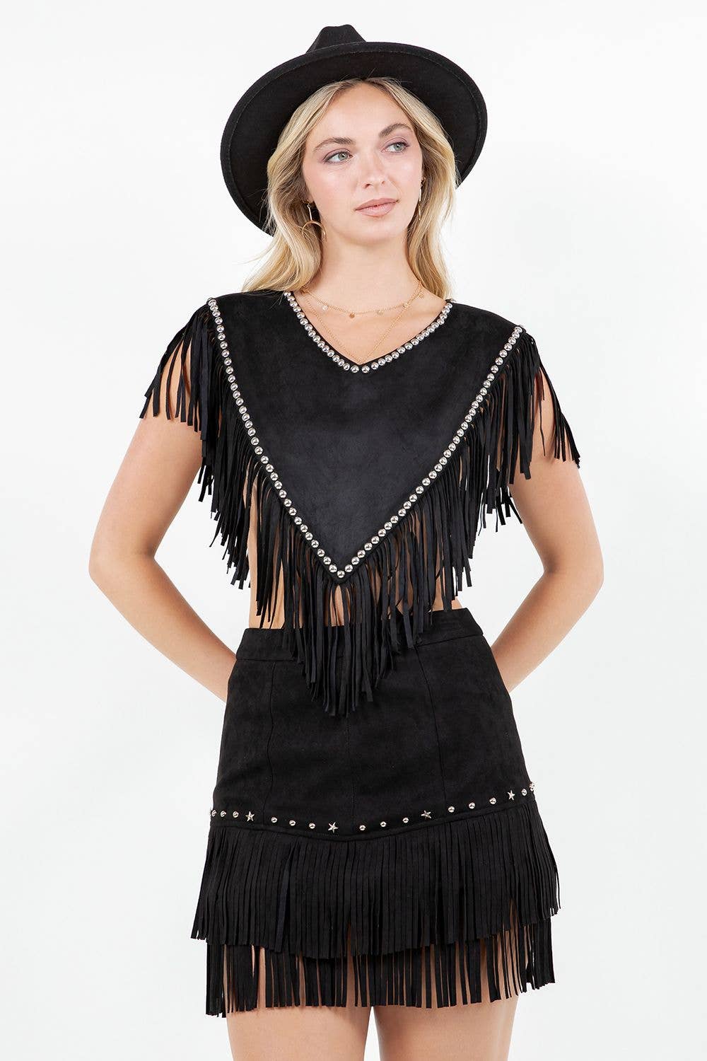 Saints & Hearts – wholesale Poncho – Women's – SIJ5410B BLACK STUD DETAIL FRINGED MINI PONCHO0