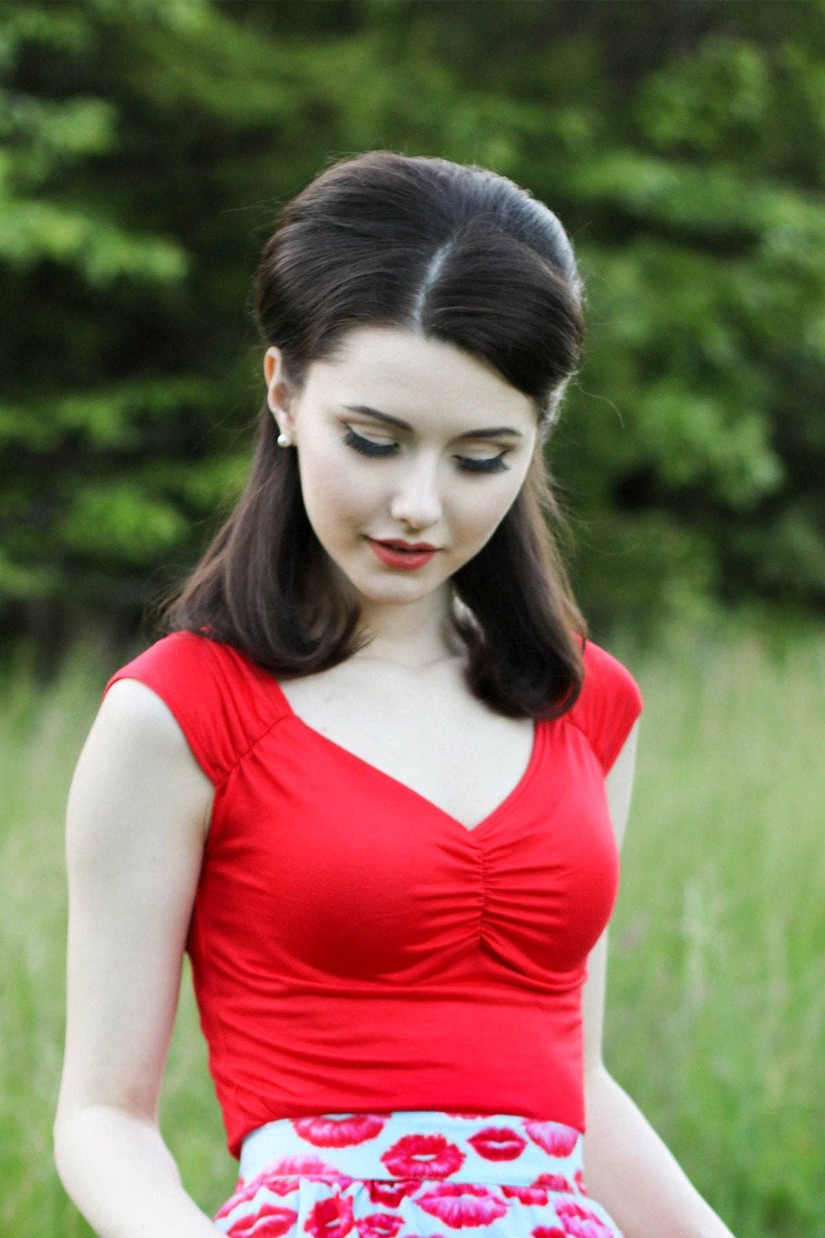 Retrolicious - Wholesale Knit Top - Women's - Isabel Top in Red4