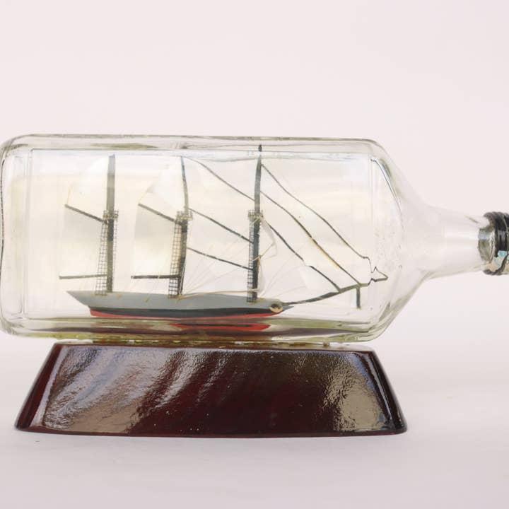 Wallstreet/Bottle Ship/Handgemaakt/Compass-modellen voor wholesale door Schuette & Weiss