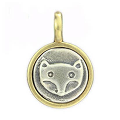 Breloque renard en argent sterling recyclé faite à la main pour la vente par Marmalade Jewellery