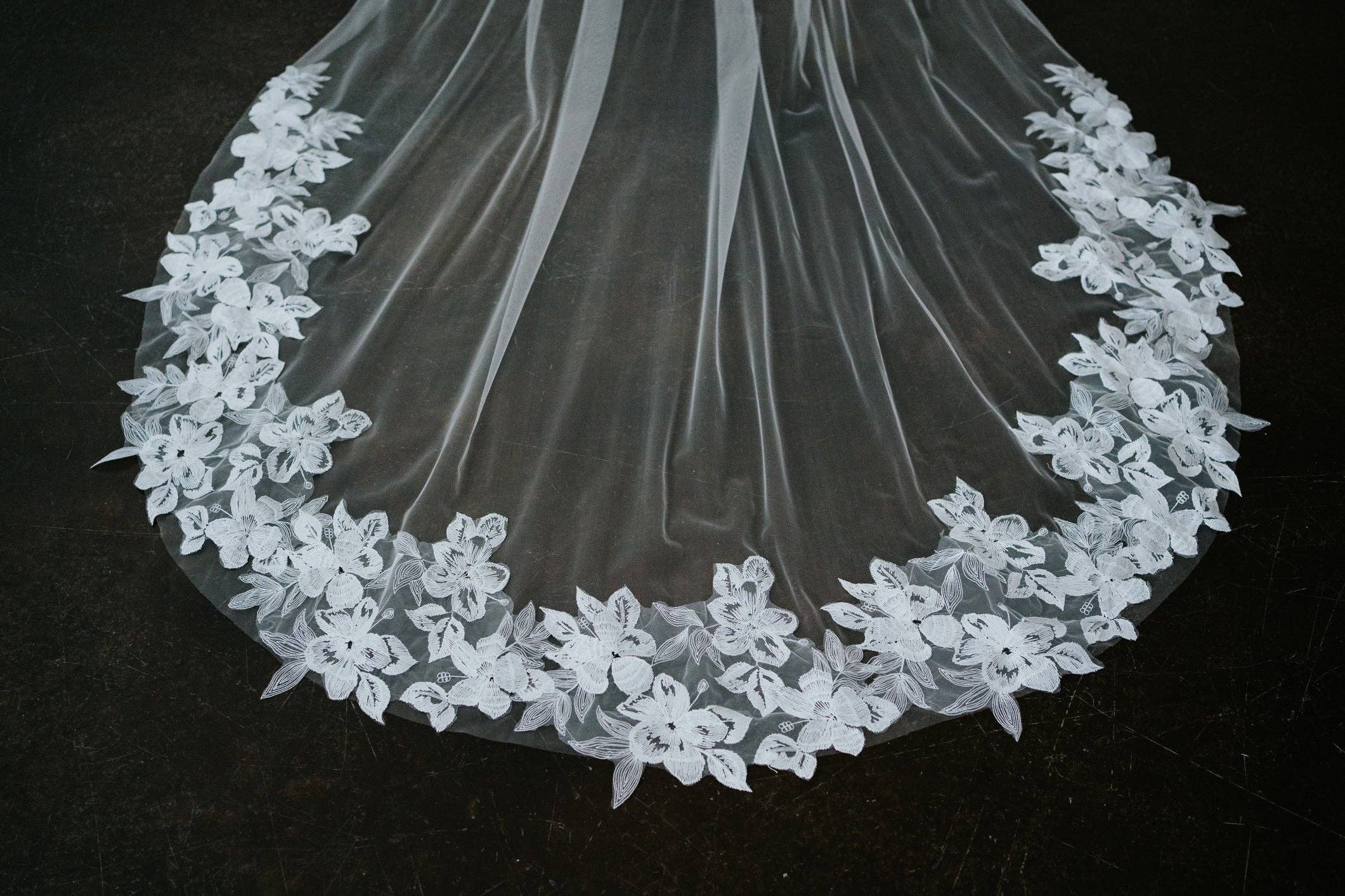 Brides and Belts - Wholesale Veil - Women's - Cathedral Length Handmade Lace Veil in Off-White1