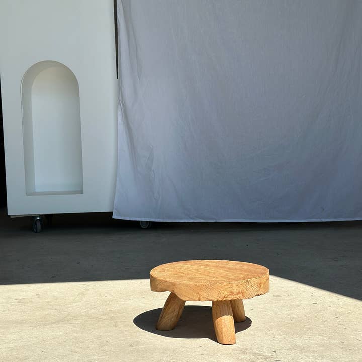 Office Objets - Wholesale Stool - Small low three-legged stool in upcycled blond teak D:30 H:1517