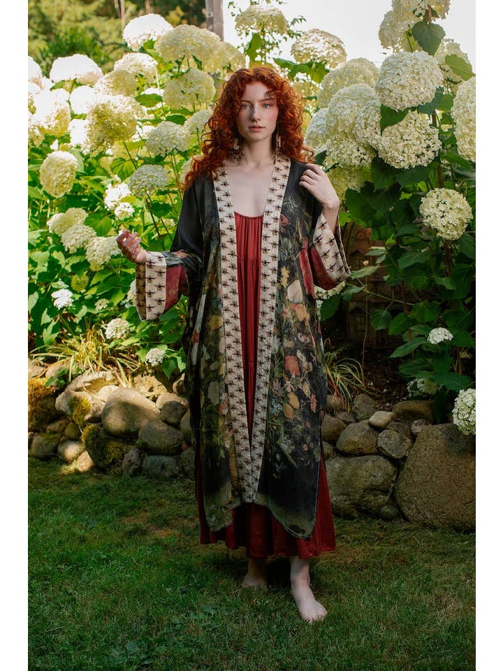 Market of Stars (Worldwide) - Wholesale Kimono - Women's - I Dream In Flowers Opera Duster Kimono Robe w/ Bees