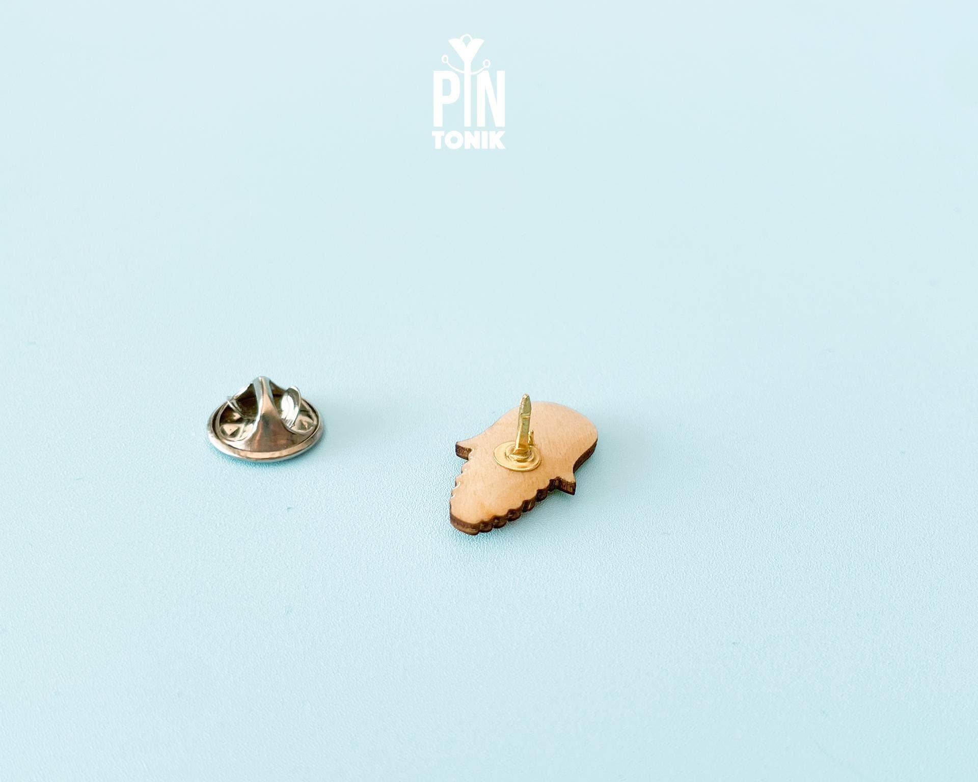 PinTonik - Wholesale Lapel Pin/Button - Sweet Corn on the Cob Wood Lapel Pin3