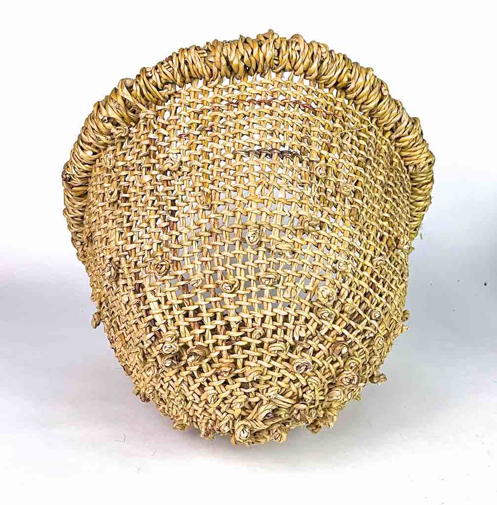 The Niger Bend - Vendita all'ingrosso Cestini - Cestino in stile «setaccio» in paglia profonda su supporto «ciambella» - Burkina Faso6