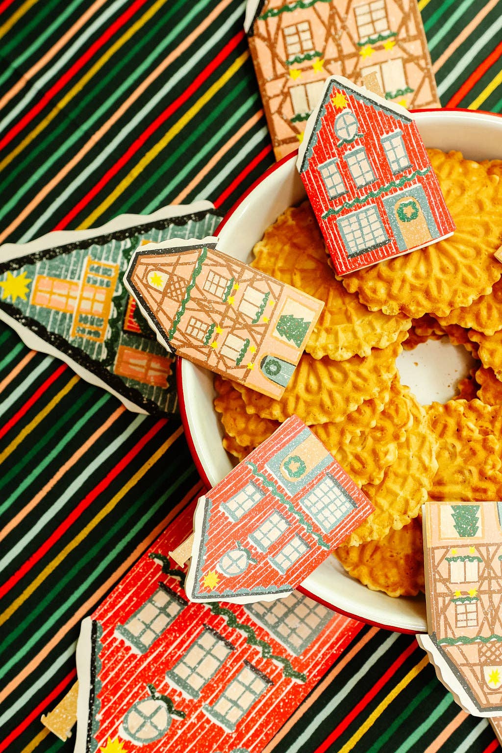 Isatopia – wholesale Christmas card – Blue Cottage Die Cut Card - Winter Cottage Collection2