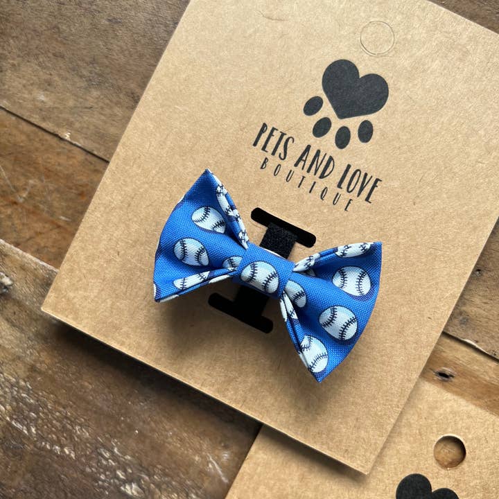 Nœud papillon pour chien et chat de baseball pour la vente par Pets and Love Boutique