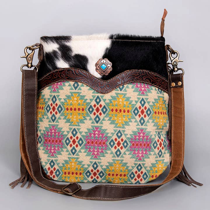 LS Western - Wholesale Crossbody Bag - Women's - KB471 Crossbody Upcycled Canvas Ladies Bag