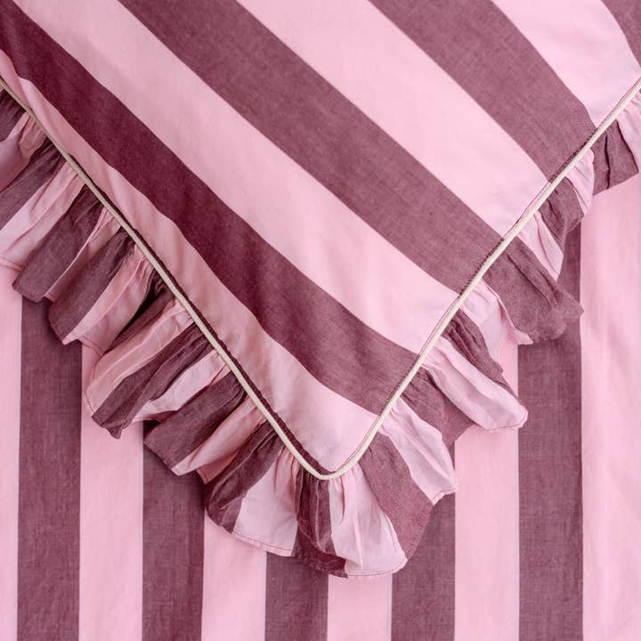 TBCo - Wholesale Bedding Set - Cotton Duvet Cover & Pillowcases Set in Pink & Burgundy Stripe2